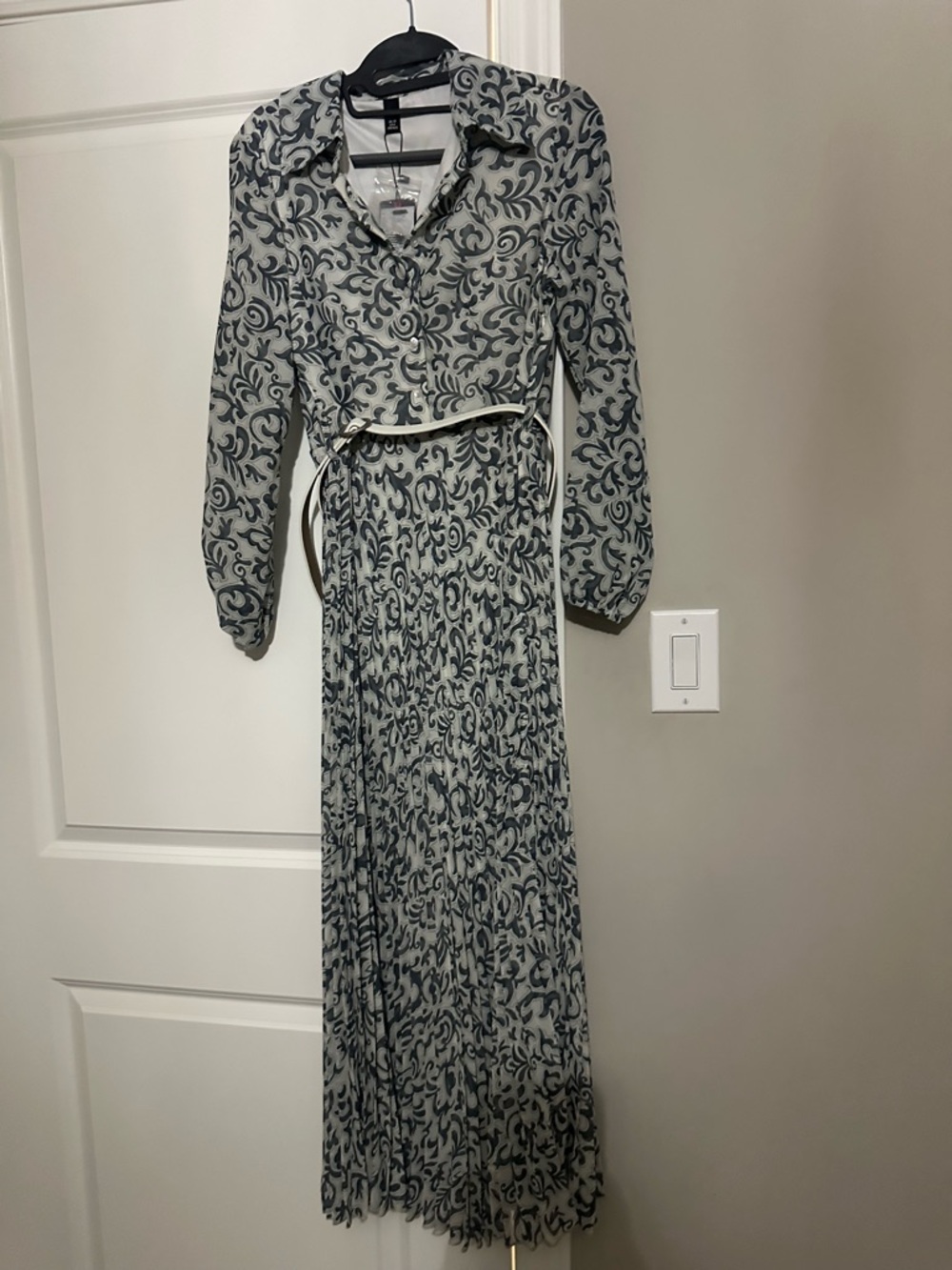Long Sleeve Maxi Pleated Dress